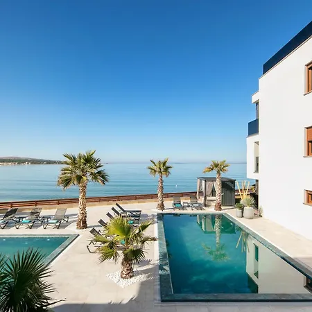 Vila Infinity Blue & Golden Sky By Malibu Collection *